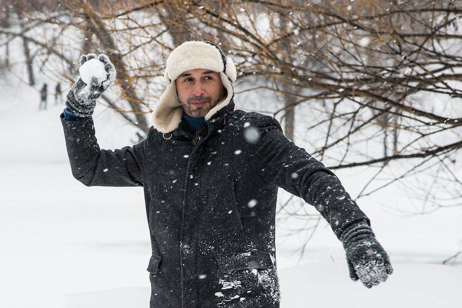 giocare a palle di neve