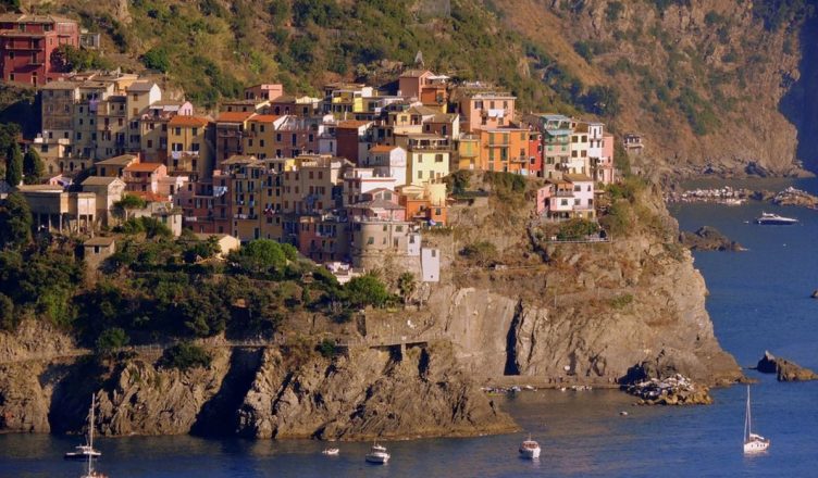 Corniglia Turismo alle Cinque Terre